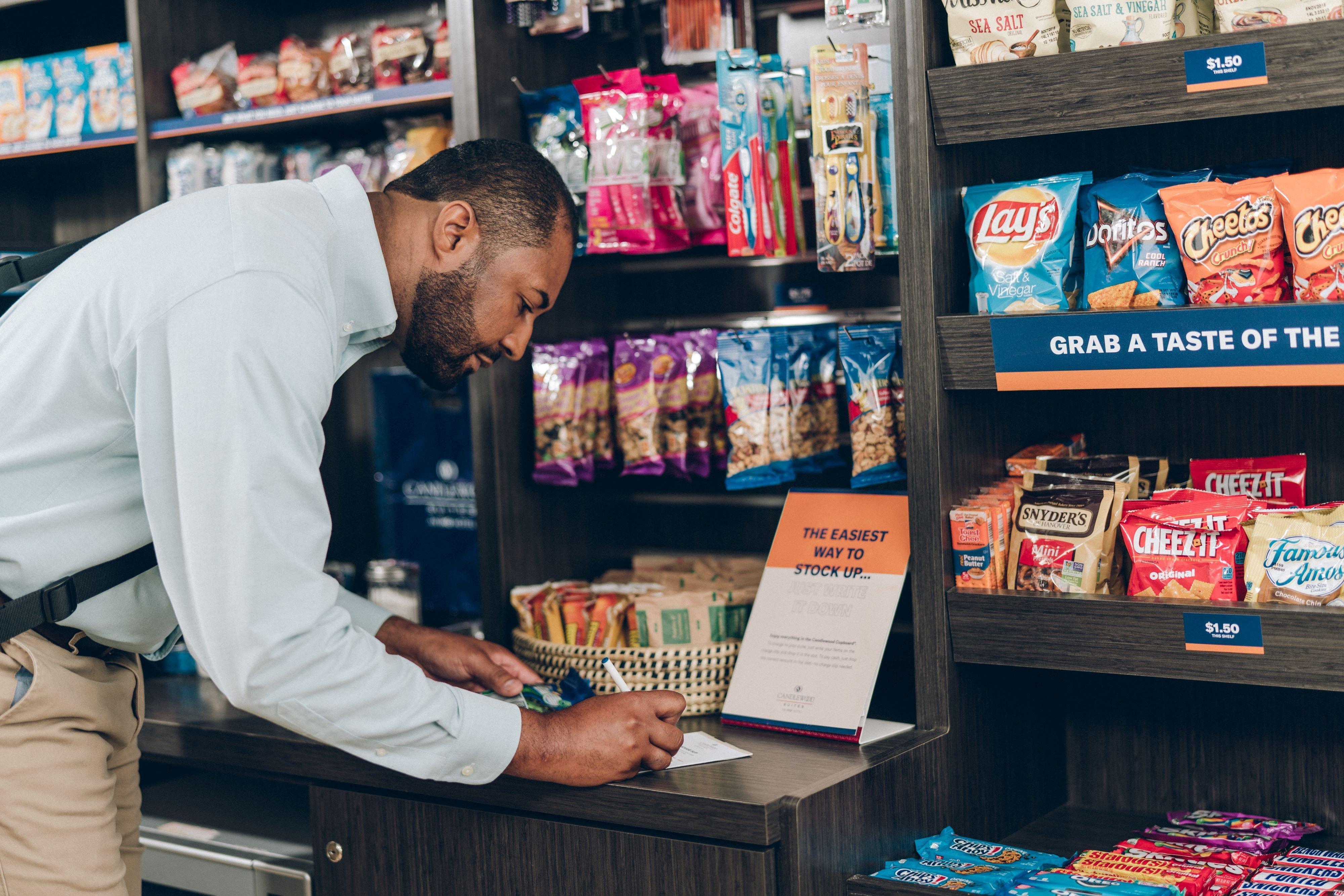 Candlewood Suites Philadelphia - Airport Area By Ihg Chester Luaran gambar